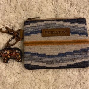 NWOT Pendleton Card Case